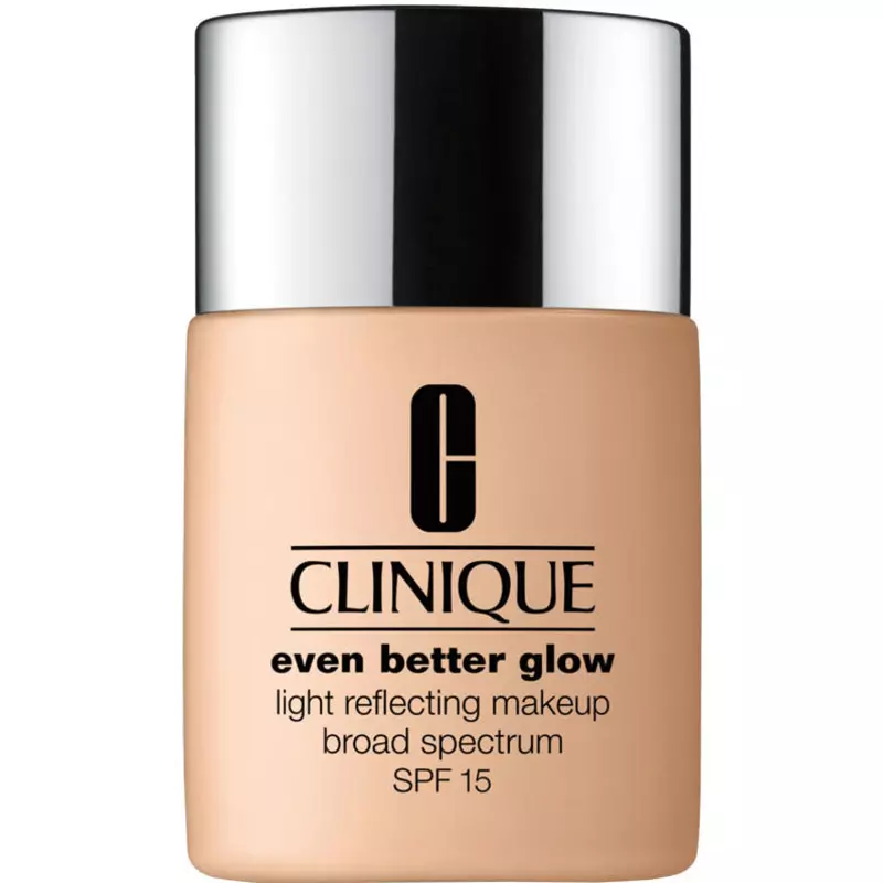 Clinique Even Better Glow Light Reflecting Makeup SPF 15 30 Ml - CN 74 Beige 3 Clinique Even Better Glow Light Reflecting Makeup SPF 15 30 Ml - CN 74 Beige