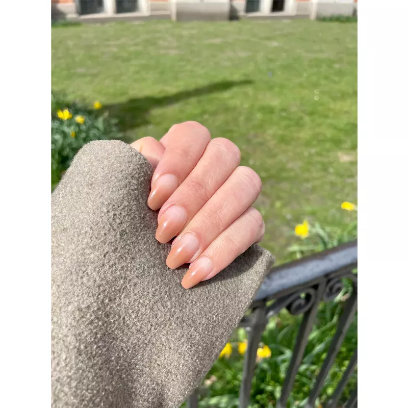 DUFFBEAUTY Reusable Press-On Manicure Nails - Nude Ombre 5 DUFFBEAUTY Reusable Press-On Manicure Nails - Nude Ombre - Billede 3