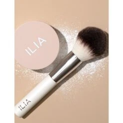 ILIA Finishing Powder Brush 8 ILIA Finishing Powder Brush -Skonhed og Tilbehor ilia finishing powder brush 1662541584