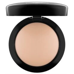MAC Mineralize Skinfinish Natural 10 Gr. - Medium Plus