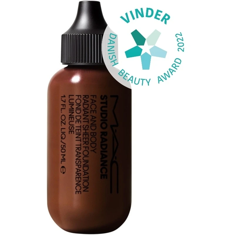 MAC Studio Radiance Face And Body Radiant Sheer Foundation 50 Ml - W7 3 MAC Studio Radiance Face And Body Radiant Sheer Foundation 50 Ml - W7