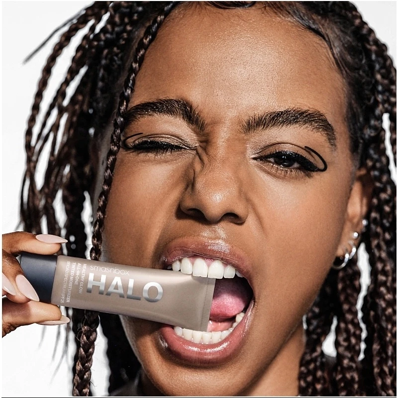 Smashbox Halo Healthy Glow All-In-One Tinted Moisturizer SPF 25 - 12 Ml - 12 Deep 4 Smashbox Halo Healthy Glow All-In-One Tinted Moisturizer SPF 25 - 12 Ml - 12 Deep - Billede 3