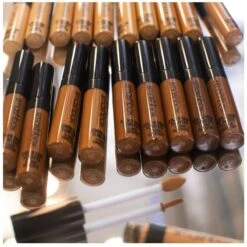 Smashbox Studio Skin Flawless 24 Hour Concealer 8 Ml - Fair Light Neutral 14 Smashbox Studio Skin Flawless 24 Hour Concealer 8 Ml - Fair Light Neutral -Skonhed og Tilbehor smashbox studio skin flawless 24 hour concealer 8 ml fair light neutral 1598608295